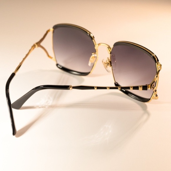 Gucci oversized square sunglasses - Picture 10 of 17